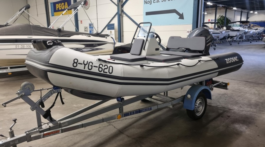 Zodiac Open 4.2 RIB met Yamaha F40FETL en trailer (NIEUWSTAAT)
