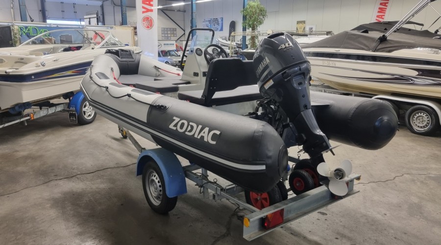 Zodiac Open 4.2 RIB met Yamaha F40FETL en trailer (NIEUWSTAAT)