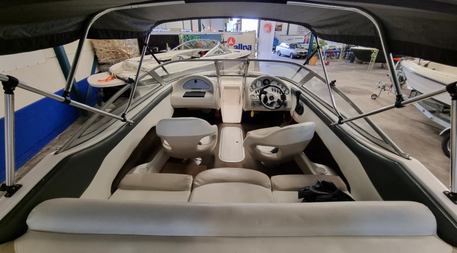 Mooie Mariah SX18 4,3 V6 